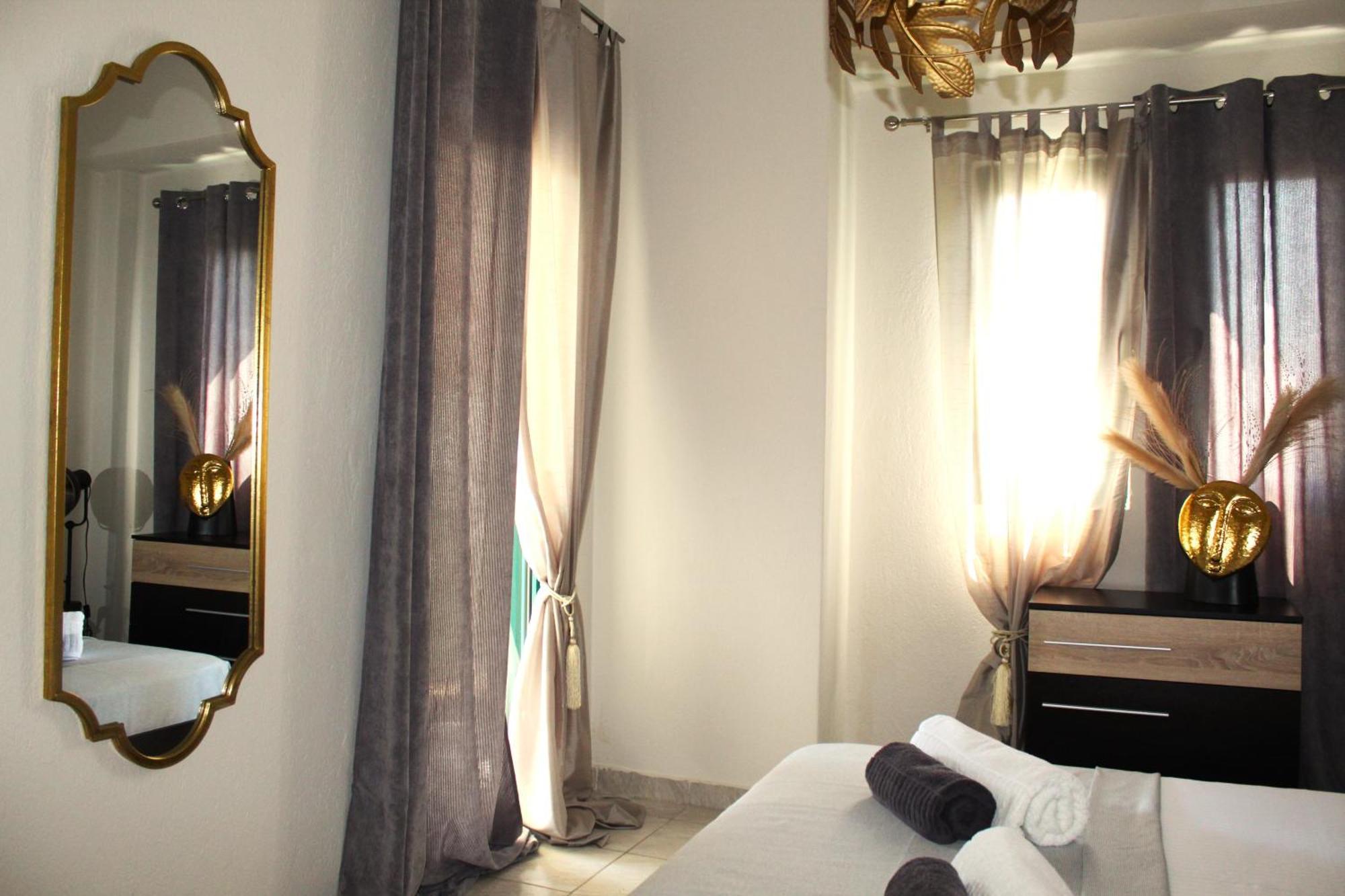 Azure Bliss Suites 니키티 외부 사진